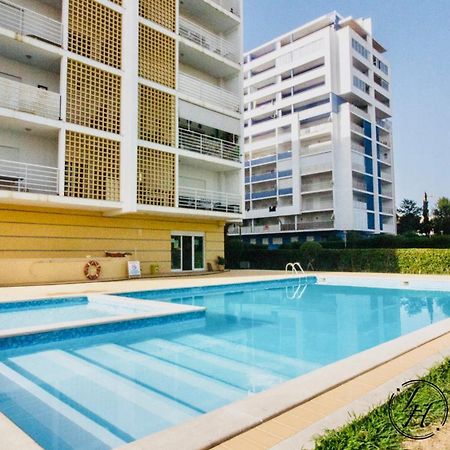 Alegria - Shopping Center 150M - Pool - Parking - Terrace Apartment Portimao Luaran gambar