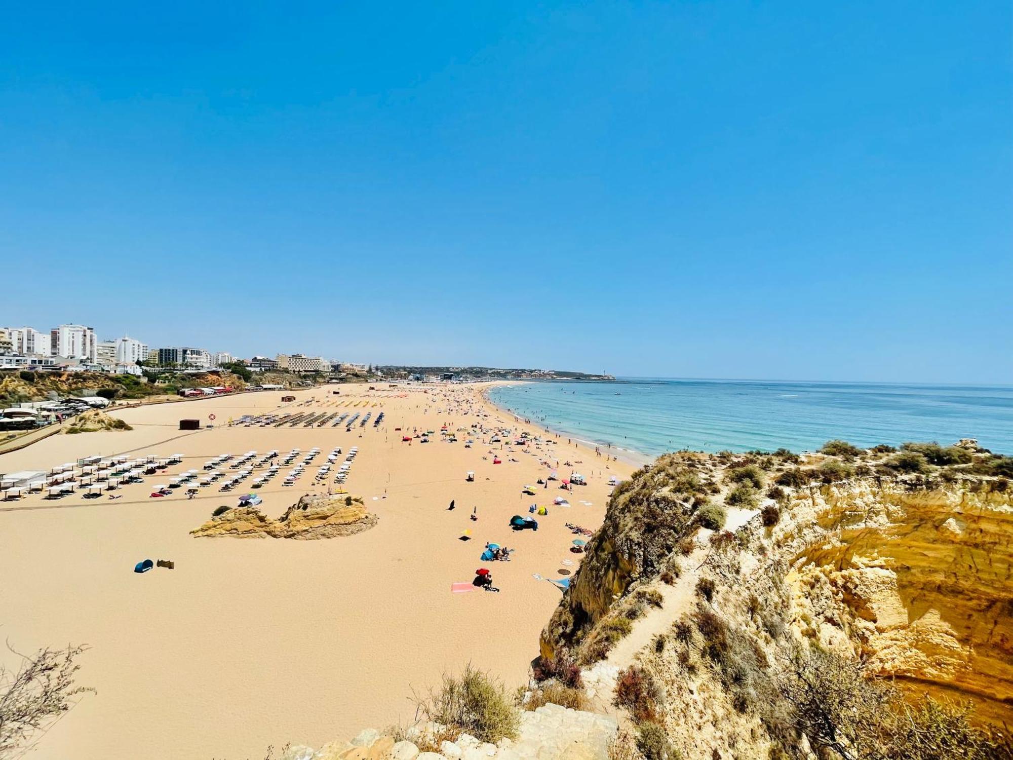 Alegria - Shopping Center 150M - Pool - Parking - Terrace Apartment Portimao Luaran gambar