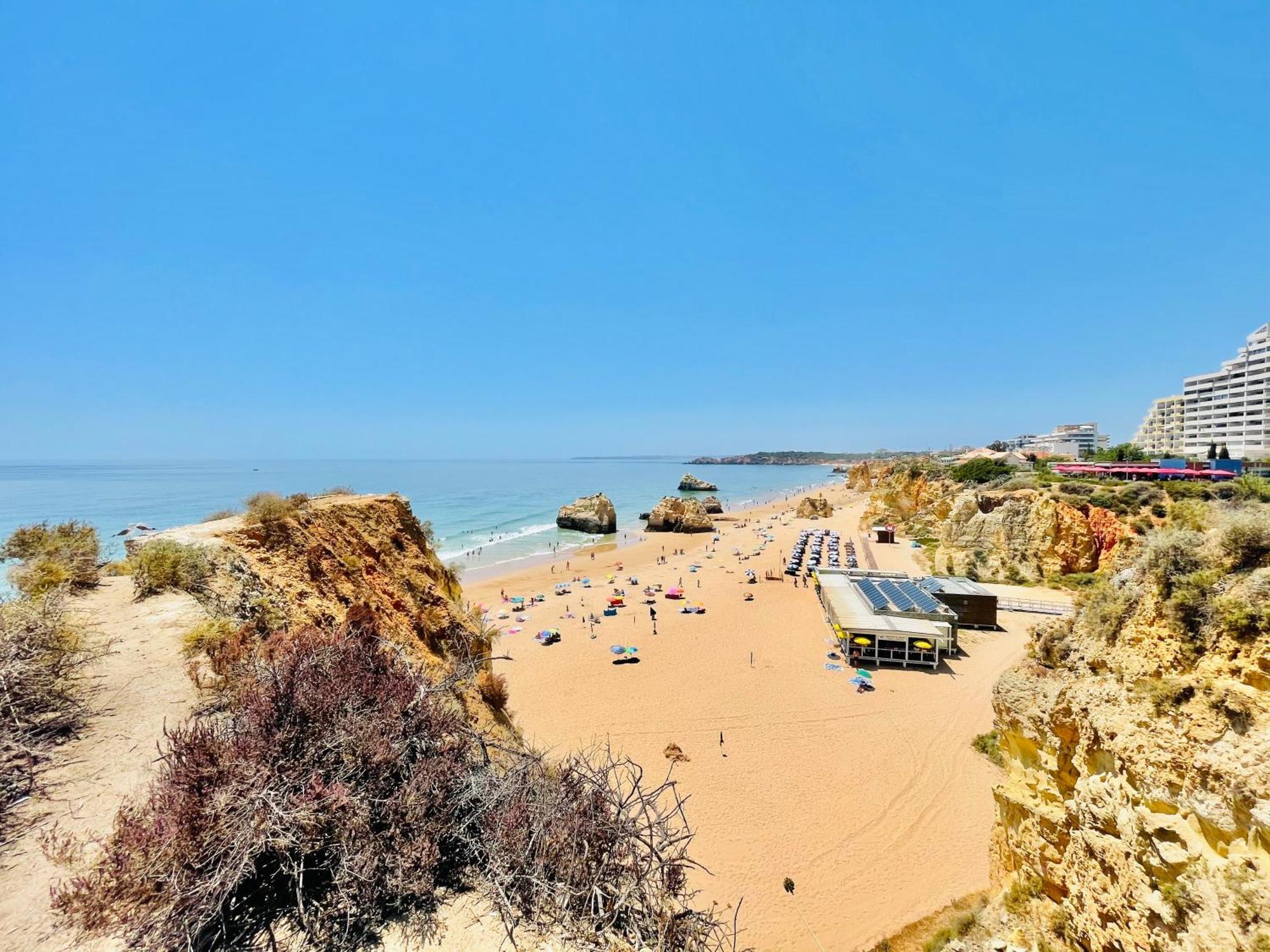 Alegria - Shopping Center 150M - Pool - Parking - Terrace Apartment Portimao Luaran gambar
